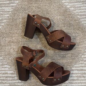 Brand new Brown Strappy Platform Sandals